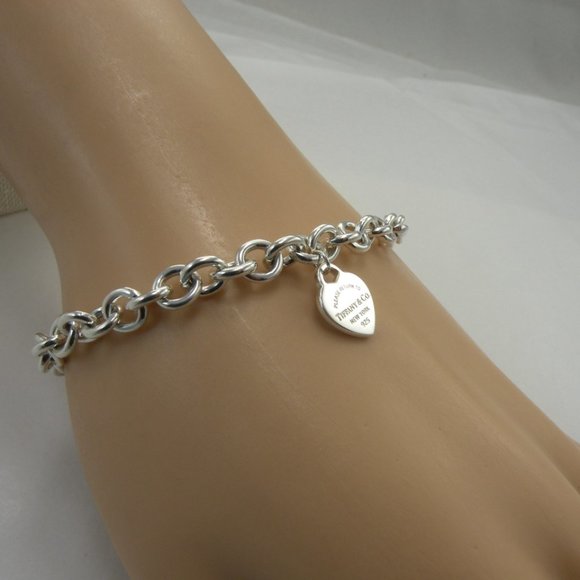 New Return to Tiffany & Co 925 Silver Mini Heart Tag Pendant 16" Chain Necklace - Picture 8 of 9